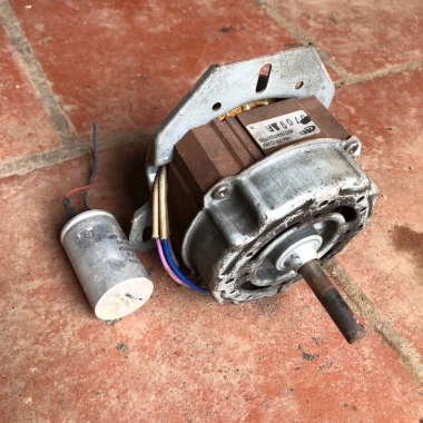 Motor máy giặt + tụ chế quạt công nghiệp cũ tốt(động cơ 100% dây đồng)