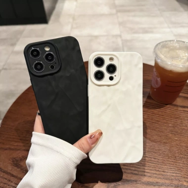 Ốp Bảo Vệ Mờ Xếp Ly Cảm Giác Cao Cấp Đơn Giản Thích Hợp Cho iPhone15 / 15ProMax / 14 / 13 Mới Bao Gồm Tất Cả Chống Sốc 3