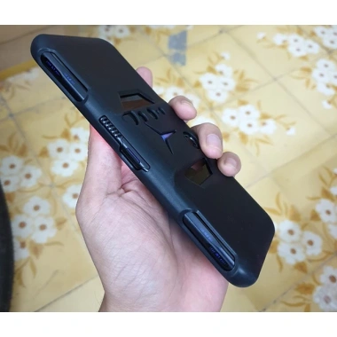 Ốp lưng silicon cao cấp đen Lenovo Legion 2 Pro Henyou - Giá 45.000, giảm 30% 3