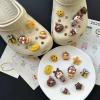 Phụ Kiện Giày Lỗ Pop Mart Khóc Bé Mật Ong Gấu Khóa Giày Hoạt Hình Hoa Giày Dễ Thương Thích Hợp Cho Crocs Khóa Giày DIY Lỗ Khóa Giày Zhibixing Khóa Giày Có Thể Tháo Rời Khóa Giày ins Hoa Giày 2