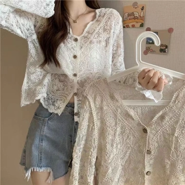 Quần áo chống nắng rỗng ren, áo len dệt kim mỏng, dây treo nữ - Giá ưu đãi 156.600đ