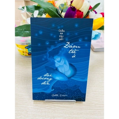 Sách - Đám trẻ ở đại dương đen - Azbooks