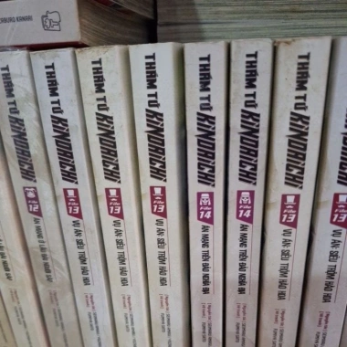 Truyện tranh Thám tử Kindaichi - NXB Trẻ | Giá ưu đãi 30.000₫, khám phá vụ án bí ẩn
