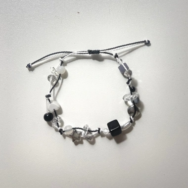 Vòng Tay Tình Bạn Diệu Kỳ Handmade - Màu Sắc Phong Phú - Giá Chỉ 45k!