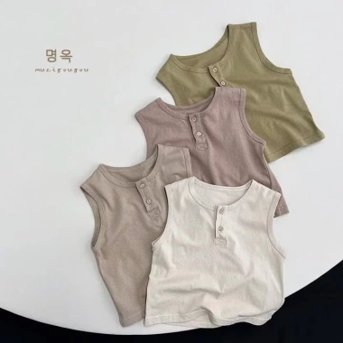 Aó 3 lỗ đóng cúc cổ chất vải thô mềm phong cách Hàn Quốc cho bé trai, bé gái mùa hè 2 Aó 3 lỗ đóng cúc cổ chất vải thô mềm phong cách Hàn Quốc cho bé trai, bé gái mùa hè 2