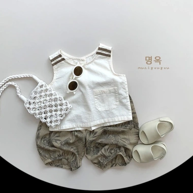 Aó 3 lỗ thun chất xô mỏng mềm mát, thiết kế đơn giản bé trai, bé gái - Mua hè S74 giá 223.000₫ 3 Aó 3 lỗ thun chất xô mỏng mềm mát, thiết kế đơn giản bé trai, bé gái - Mua hè S74 giá 223.000₫ 3
