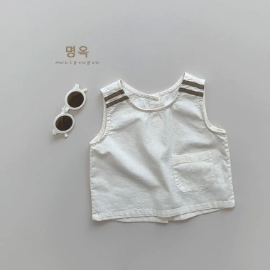 Aó 3 lỗ thun chất xô mỏng mềm mát, thiết kế đơn giản bé trai, bé gái - Mua hè S74 giá 223.000₫ 8 Aó 3 lỗ thun chất xô mỏng mềm mát, thiết kế đơn giản bé trai, bé gái - Mua hè S74 giá 223.000₫ 8
