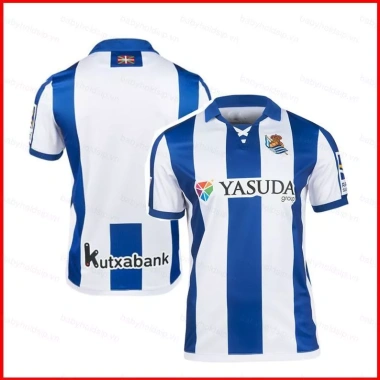 Áo bóng đá Real Sociedad sân nhà 2.024-2.025, size plus, xanh trắng, cho mọi lứa tuổi, giá 184.680₫ Áo bóng đá Real Sociedad sân nhà 2.024-2.025, size plus, xanh trắng, cho mọi lứa tuổi, giá 184.680₫
