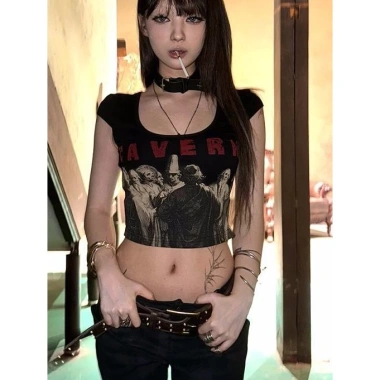 Áo camisole mù hẻ nữ vintage Mỹ độc đáo, phong cách punk, in ấn cá tính - giá 183,168 VND