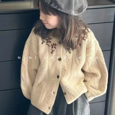 Áo Cardigan Thêu Hoa Nặng Mori – Hàn Quốc, Dệt Kim Trà Sữa Sw, Giá 502.024₫ 3