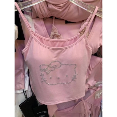 Áo Crop Top Plus Size 1.500kg Đệm Ngực Retro Mỹ Ôm Sát Siêu Dễ Thương Giá 258.487₫ 5