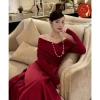 Áo dài nữ cách tân trễ vai xéo tay co giãn đỏ đô thanh lịch kèm quần - Giá 450.000đ 3