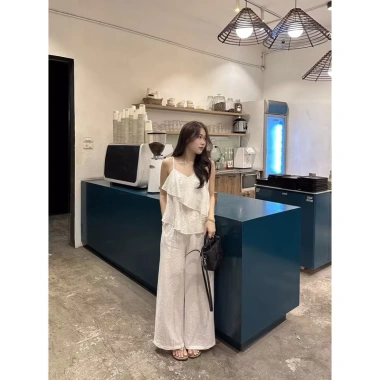 Áo Hai Dây Nữ Vải Đũi Xước Rộng và Babydoll Suông Mùa Hè – Chất Mát Mềm Mịn Không Nhăn 468.689₫ 2