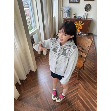 Áo Khoác Cardigan Nữ Retro Họa Tiết Gấu Nhỏ với Mũ Trùm Đầu, Ấm Cho Thu Đông
