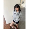 Áo Khoác Cardigan Nữ Retro Họa Tiết Gấu Nhỏ với Mũ Trùm Đầu, Ấm Cho Thu Đông 5