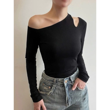 Áo lệch vai form dài vải gân tăm lụa cao cấp, size 38-80kg, giá 97.999đ, tặng dây chuyền 2sp 10