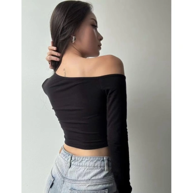 Áo lệch vai xẻ lỗ xoắn thời trang, vải xịn co giãn, big size - Giá ưu đãi 120k