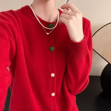 Áo Len Đỏ Cardigan Cổ Tròn Hàn Quốc Phong Cách Tết Giảm 23% Chỉ 276.454đ 5 Áo Len Đỏ Cardigan Cổ Tròn Hàn Quốc Phong Cách Tết Giảm 23% Chỉ 276.454đ 5