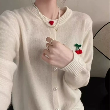Áo Len Đỏ Cardigan Cổ Tròn Hàn Quốc Phong Cách Tết Giảm 23% Chỉ 276.454đ