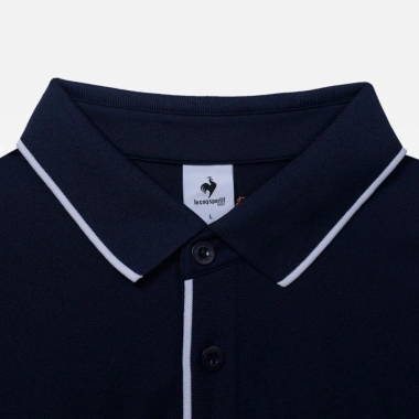 Áo polo nam Le Coq Golf GQ121MTS35 Navy – Giá 2.837.455₫, giảm 18%, chất liệu thoáng mát, phong cách hiện đại
