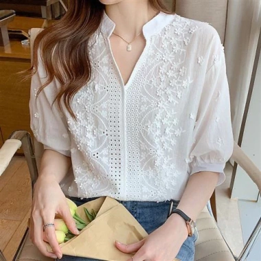 Áo sơ mi nữ mùa hè 2.025 cotton thêu rỗng đứng cổ, dài 9 inch, thời trang