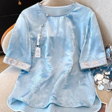 Áo sơ mi satin jacquard thêu phong cách Trung Hoa, cổ tròn tay ngắn mùa hè 2.025 giảm giá 370k