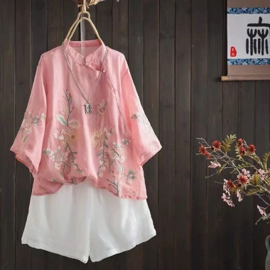 Áo sơ mi vải lanh cotton phong cách Trung Quốc, thêu lớn, cổ đứng, tay 3/4, nếp gấp, nút ếch - Giá chỉ 303.507₫ 6