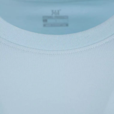 Áo T-shirt Nam 361 W552.524.103-2C - Cotton mềm, hiện đại, giảm 19% - 609.710₫ 4 Áo T-shirt Nam 361 W552.524.103-2C - Cotton mềm, hiện đại, giảm 19% - 609.710₫ 4