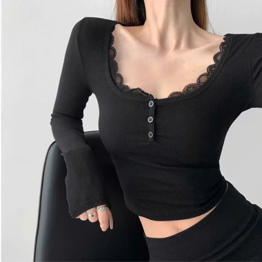 Áo tay dài cổ U, nút thờii, phong cách bigsize, vải tăm lụa Quảng Châu cao cấp - 94.860₫