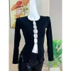 Áo thun tay siêu dài dáng ôm nút full khuy tròn, nhẹ sexy, cổ V trơn - 119k 3