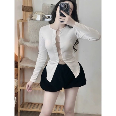 Áo thun tay siêu dài dáng ôm nút full khuy tròn, nhẹ sexy, cổ V trơn - 119k