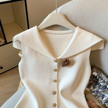 Áovest không cánh mùa hè màu hải quân, cổ sweetheart, họa tiết 3D thanh lịch, giảm giá 17% chỉ 231.310 VNĐ 9