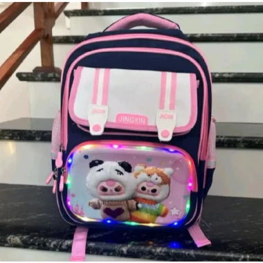 Balo Chống Gù Baby Three 3D Mẫu Mới 2.025 - Đèn Sáng 3 Chế Độ, Giá 305.000₫