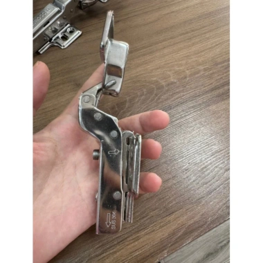 Bản lề giảm chấn inox 304 EuroGold không gỉ, tháo lắp nhanh, bảo hành trọn đời