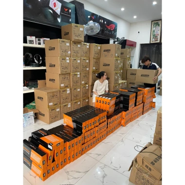 Bàn phím cơ ROYAL KLUDGE RK918 LED RGB kèm kê tay, bảo hành 12 tháng - Ưu đãi giá