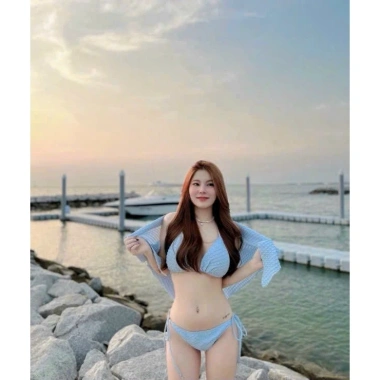 Bikini sét 3 món kèm khăn cột - Thời trang, chất liệu co giãn, giảm còn 199k
