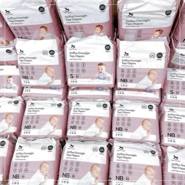 Bỉm dán và quần ngày đêm Applecrumby Malaysia cao cấp - Giá chỉ 220.000đ