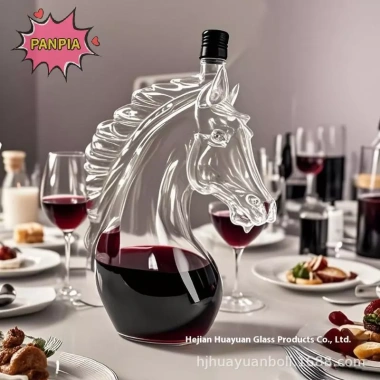 Bình thủy tinh hình ngựa khắc chai - Quà tặng độc đáo cho rượu Bourbon & Brandy, 217.800₫