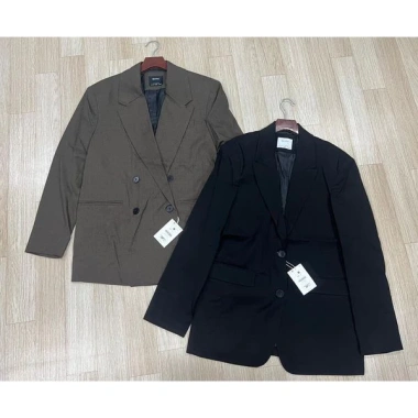 Blazer Bershka B06 Giá chỉ 460.000 VNĐ - Phong cách hiện đại, chất liệu tốt 2 Blazer Bershka B06 Giá chỉ 460.000 VNĐ - Phong cách hiện đại, chất liệu tốt 2