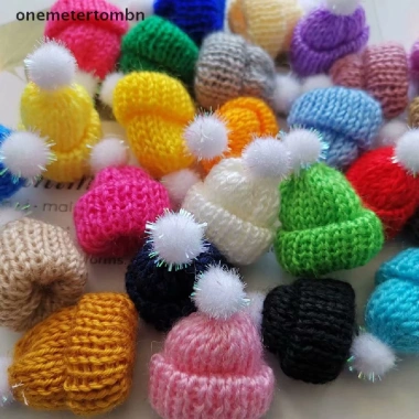 Bộ 10 mũ beanie 3.5cm cho búp bê, màu đa dạng, giá giảm 47.630₫