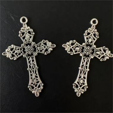 Bộ 5 Bùa Thánh Giá Handmade - Trang Sức Mân Côi Bảo Vệ May Mắn Giá Ưu Đãi 69.850₫ 4