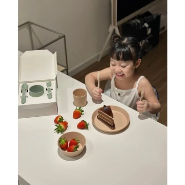 Bộ 5 món dụng cụ ăn dặm cho bé - Bát Đĩa Cốc Thìa Nĩa pastel Kinni, Made in Việt Nam, an toàn, giảm giá 350.000₫