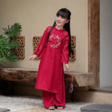 Bộ áo dài Nguyên Đán Cúc Chi bé gái size 8-44kg tơ lụa mềm mịn áo dài Tết 500.000 VND