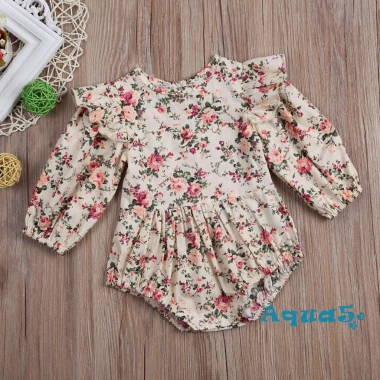 Bộ áo thun dài tay cổ tròn + quần lót & chân váy đáng yêu cho bé gái – Giá chỉ 117,396₫