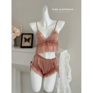 Bộ Ngủ Lụa Hai Dây Đệm Ngực Nơ Ren Eo Quần Xẻ - QC Loại 1, Giá ưu đãi 255k Xíu Sleepwear