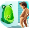 Bô tiểu mini gắn tường cho bé trai hình chú ếch Tiết kiệm không gian, an toàn, giá 125k 2