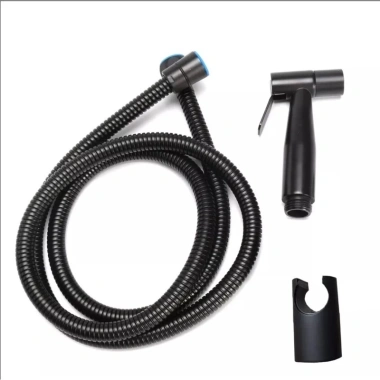 Bộ vòng xịt vệ sinh inox 304 mạ đen sang trọng - Giá 58.000đ, giảm 16.240đ 4
