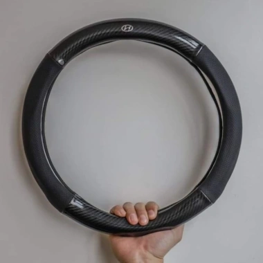 Bọc vô lăng Carbon cho Hyundai I10, I20, I30, Accent, Tucson, Creta... Sang trọng, bảo vệ 100%, Giá ưu đãi 118.999 VND