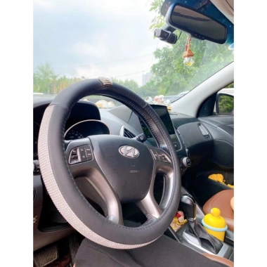 Bọc vô lăng đá vương miện cao cấp size 38cm - Giá chỉ 180.000đ, giảm mạnh 7 Bọc vô lăng đá vương miện cao cấp size 38cm - Giá chỉ 180.000đ, giảm mạnh 7