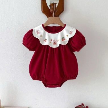 Body liền thân bé gái đỏ thêu hoa thỏ cotton mềm mịn - Đầy tháng lễ tết - Giá 139k 4